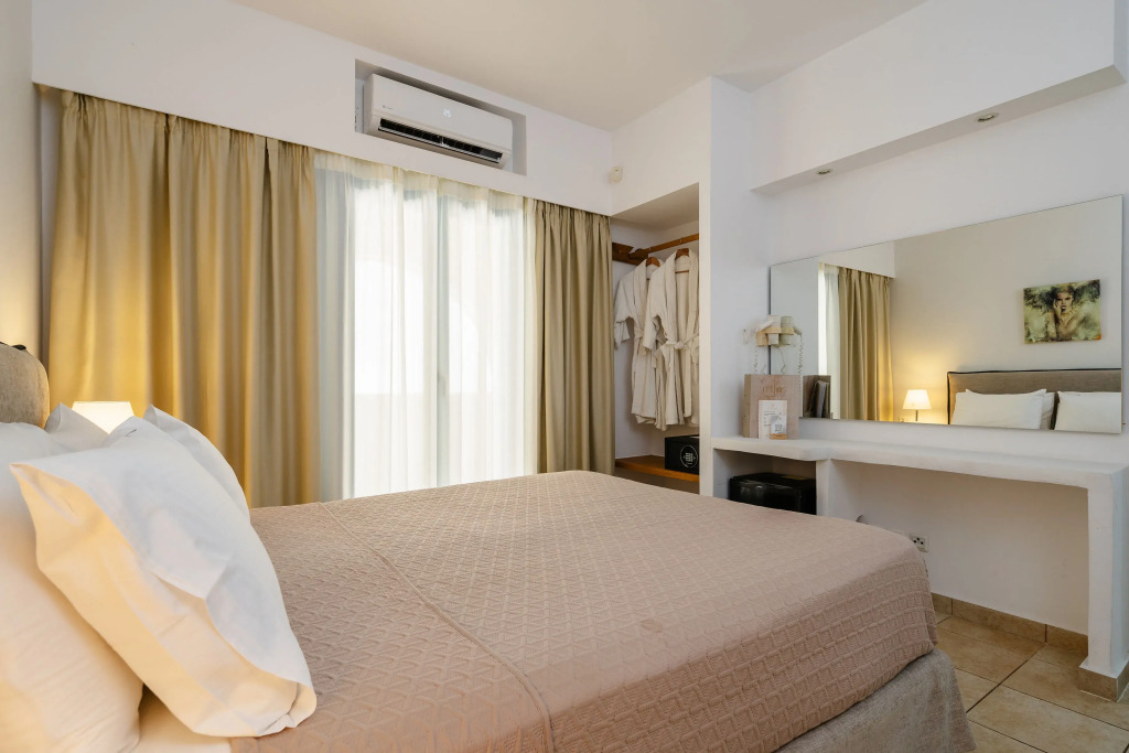 Mitos Suites
