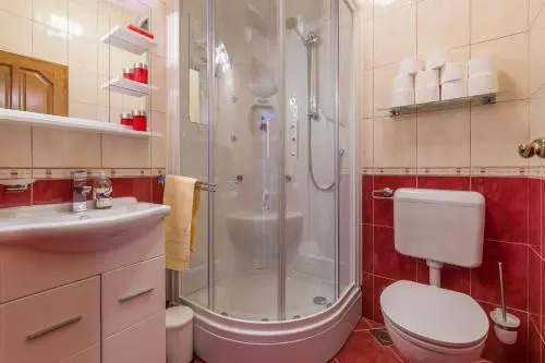 One-Bedroom Apartment in Crikvenica IV
