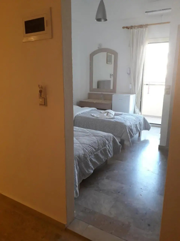 Knossos Hotel