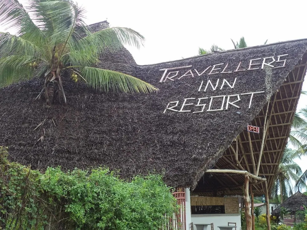 Курортный Отель Travellers Inn Resort Malindi