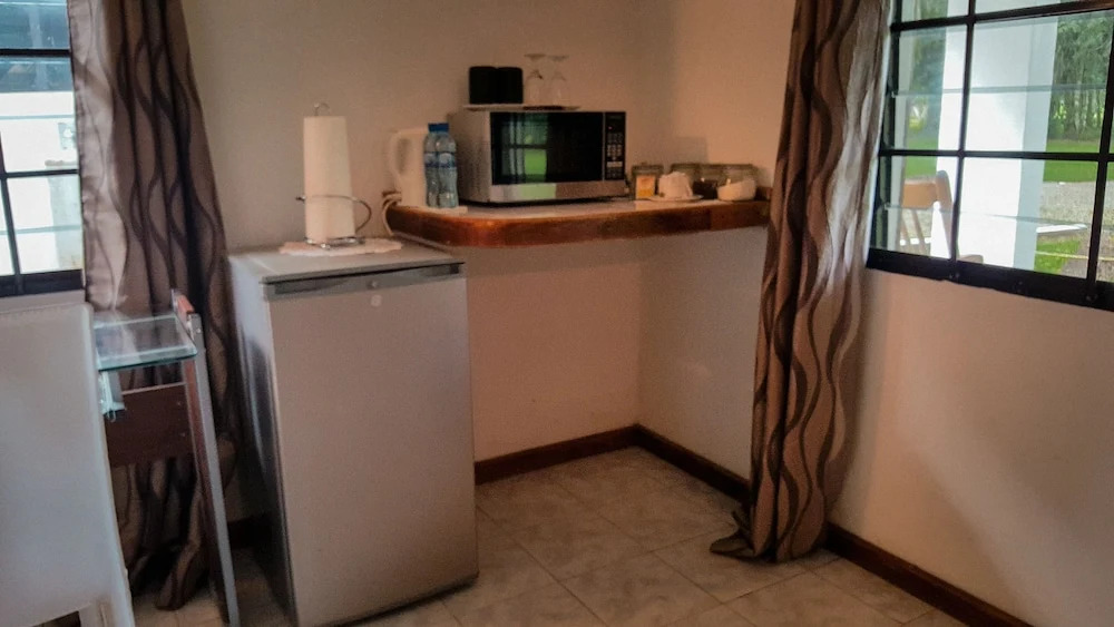 Roaring River Golf & Accommodations