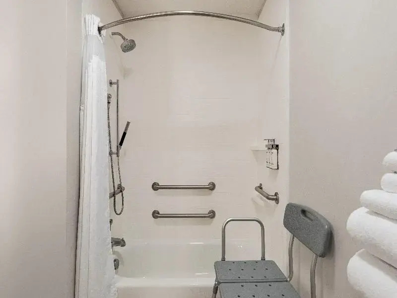 Holiday Inn Express & Suites DALTON - MARKET ST by IHG
