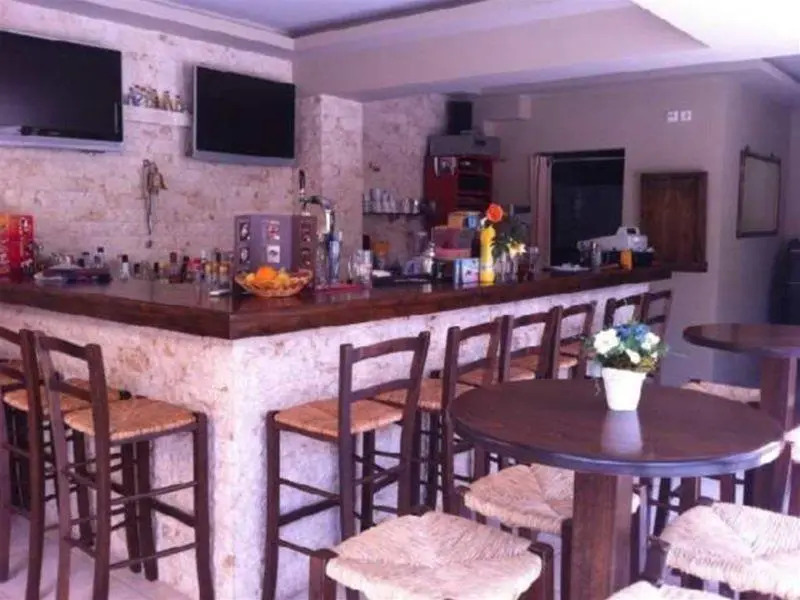 Matheos Apartments