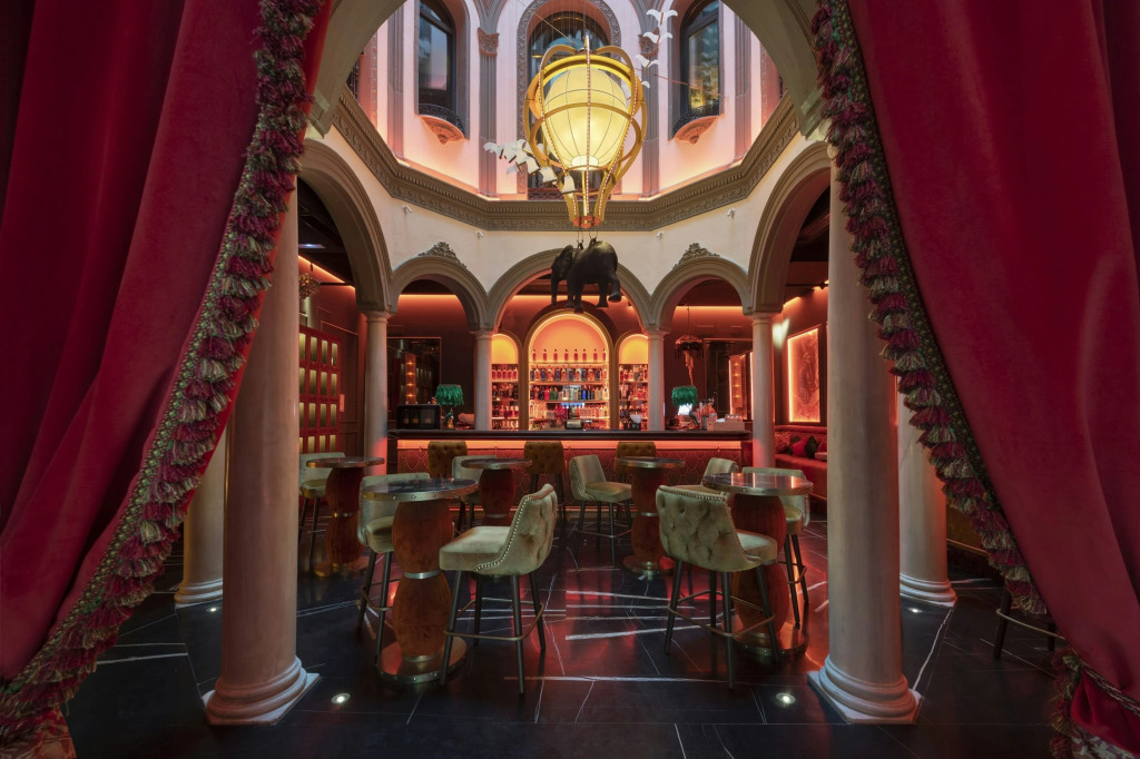 Hotel Lobby