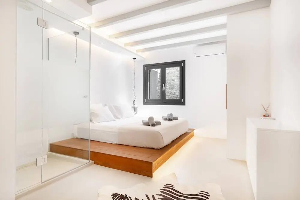 Martinez in Mykonos With 5 Bedrooms and 4 5 Bathrooms