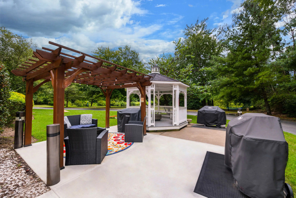 Sonesta Simply Suites Hampton
