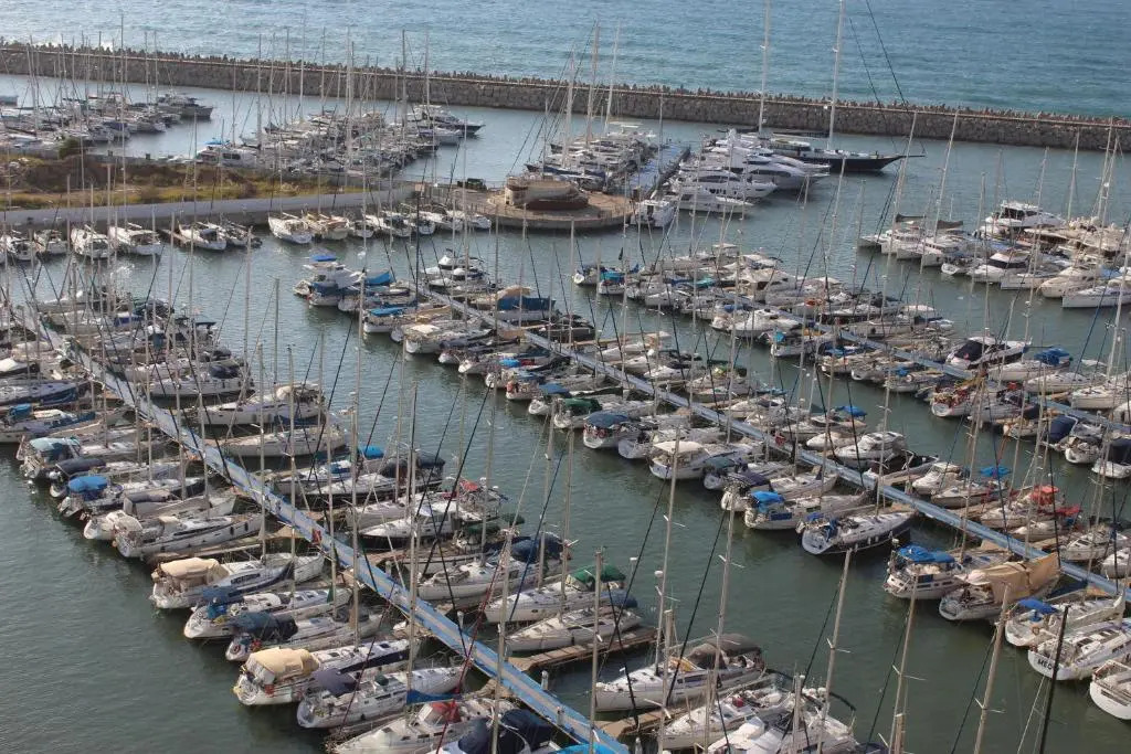 First Class Marina Herzlia