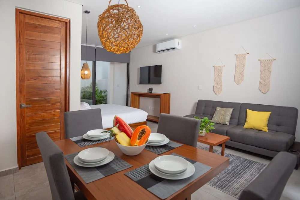 XKAA Ocean View Condos By Smart Rentals