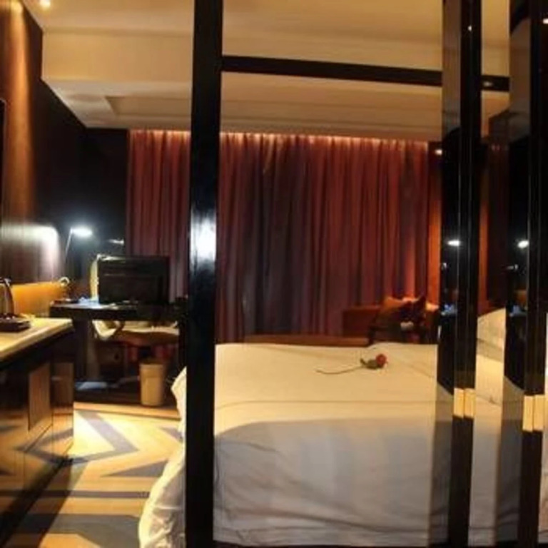 Tianhai Hotel