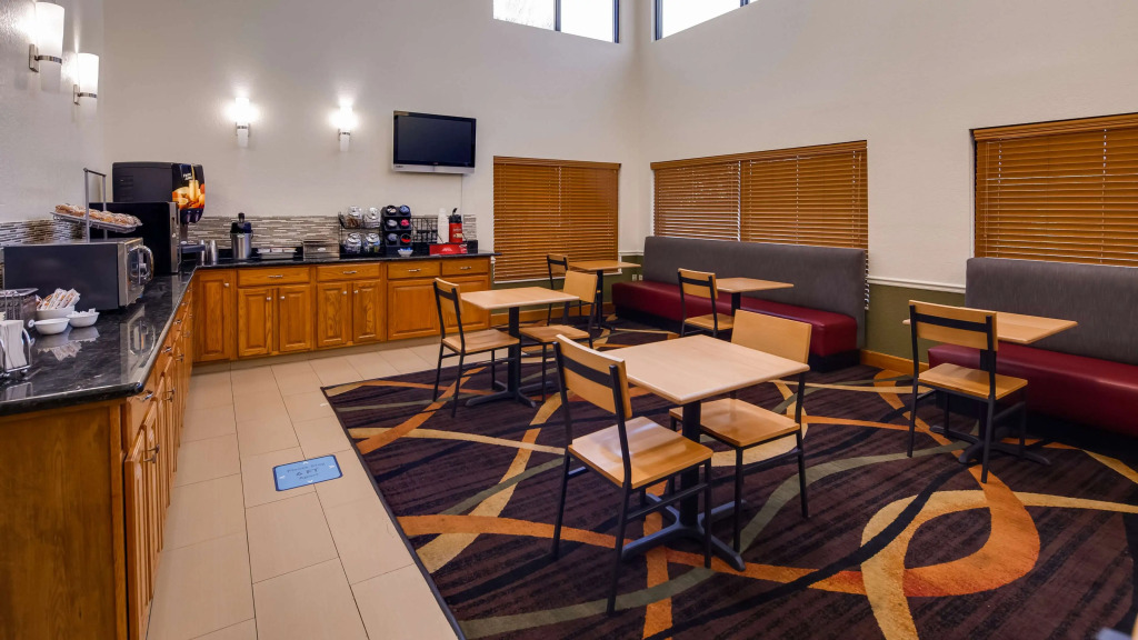 Best Western Rayne Inn