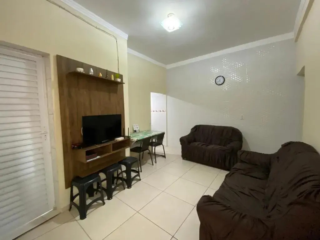 Casa aconchegante prox ao Sesc Bertioga 2 quartos, 2 banheiros