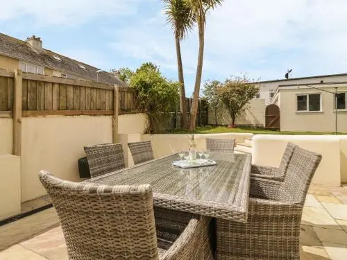 Marine Cottage