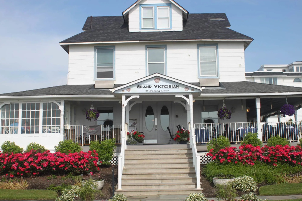 Grand Victorian an ICONA Boutique Collection