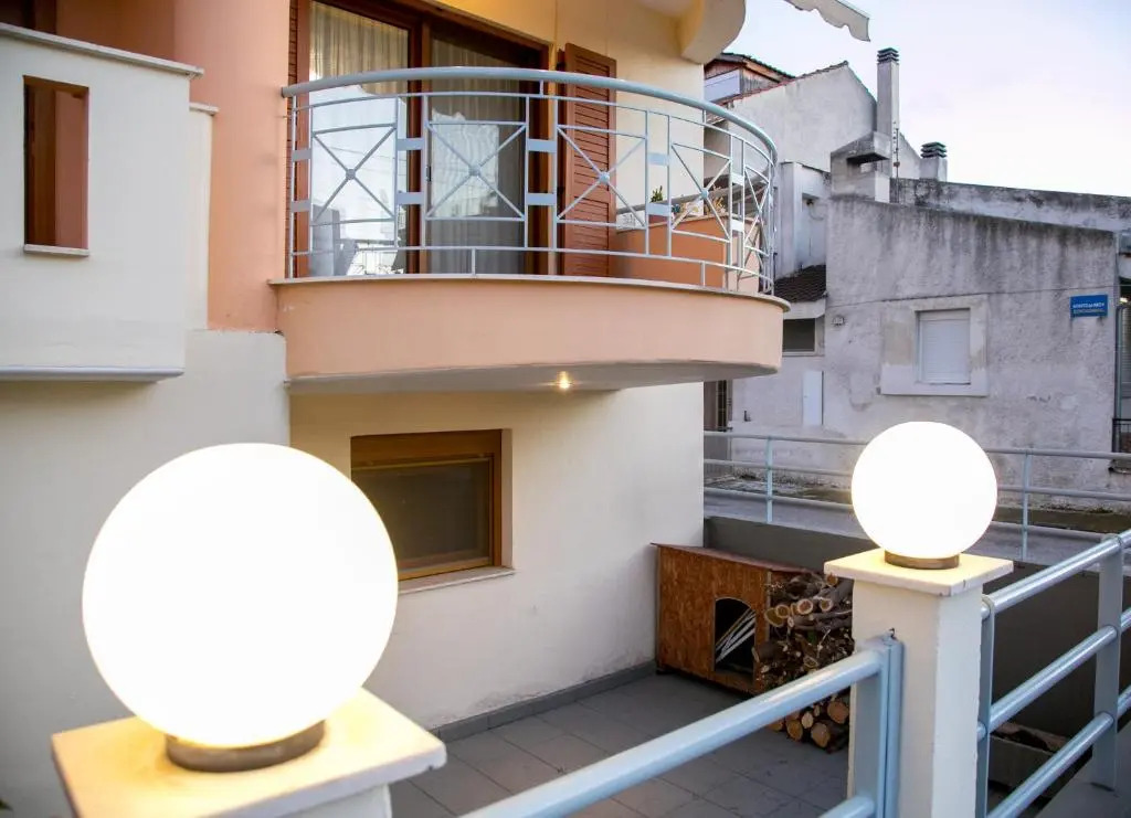 Vier Luxury House