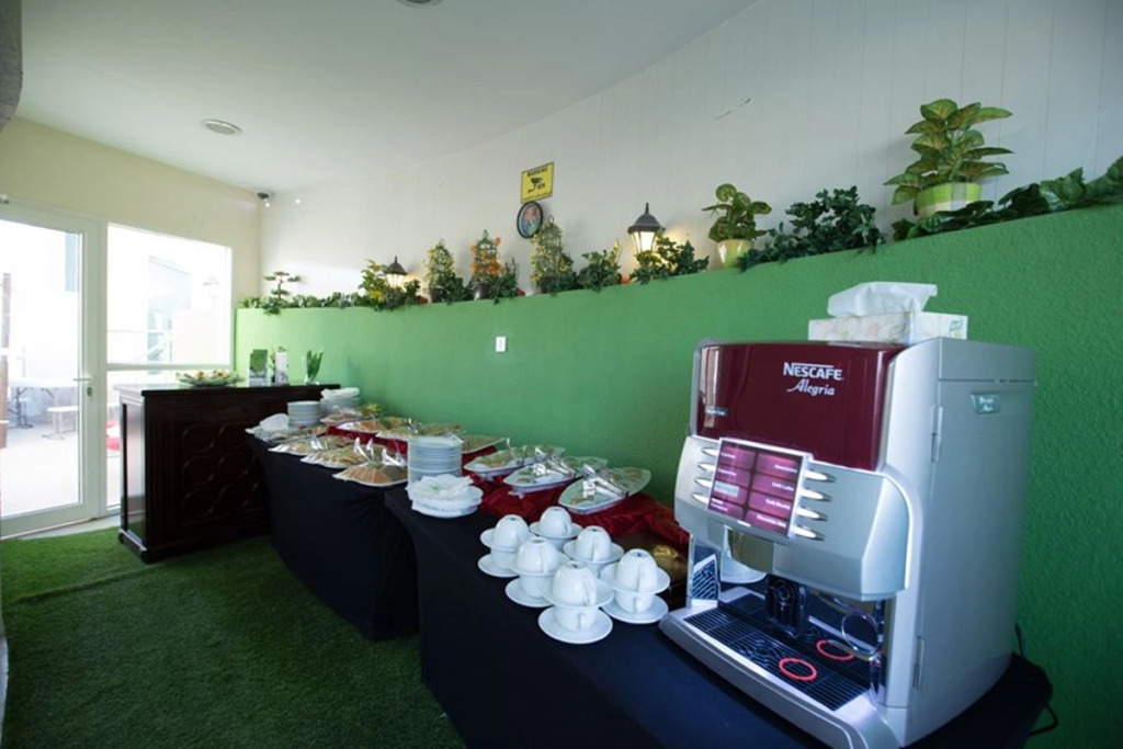 GREEN GARDEN HOTEL