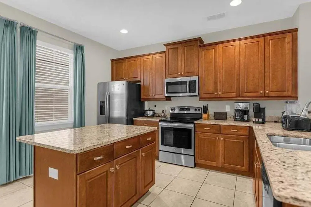 25% 7BR Dream Home. Private Pool Spa
