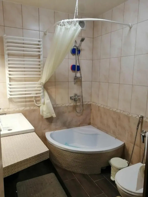 У Ксені