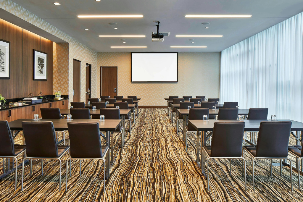 AC Hotel by Marriott Cleveland Beachwood