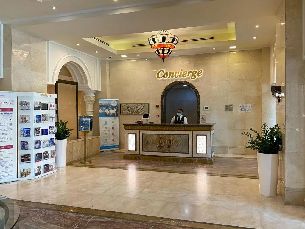 The Pearl Qatar, Luxury 2BR Apartment, Marine View, swimming pool Gym