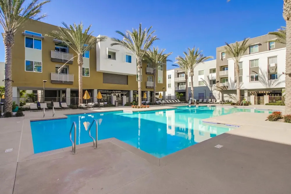 The Luxe Suites of San Marcos