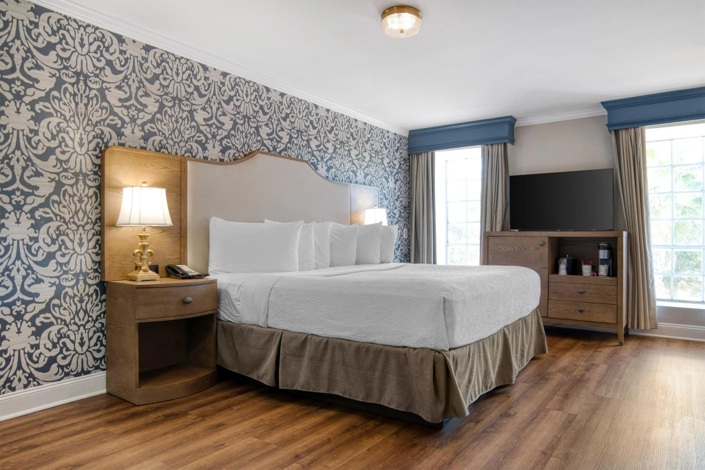 Best Western Plus French Quarter Courtyard Hotel