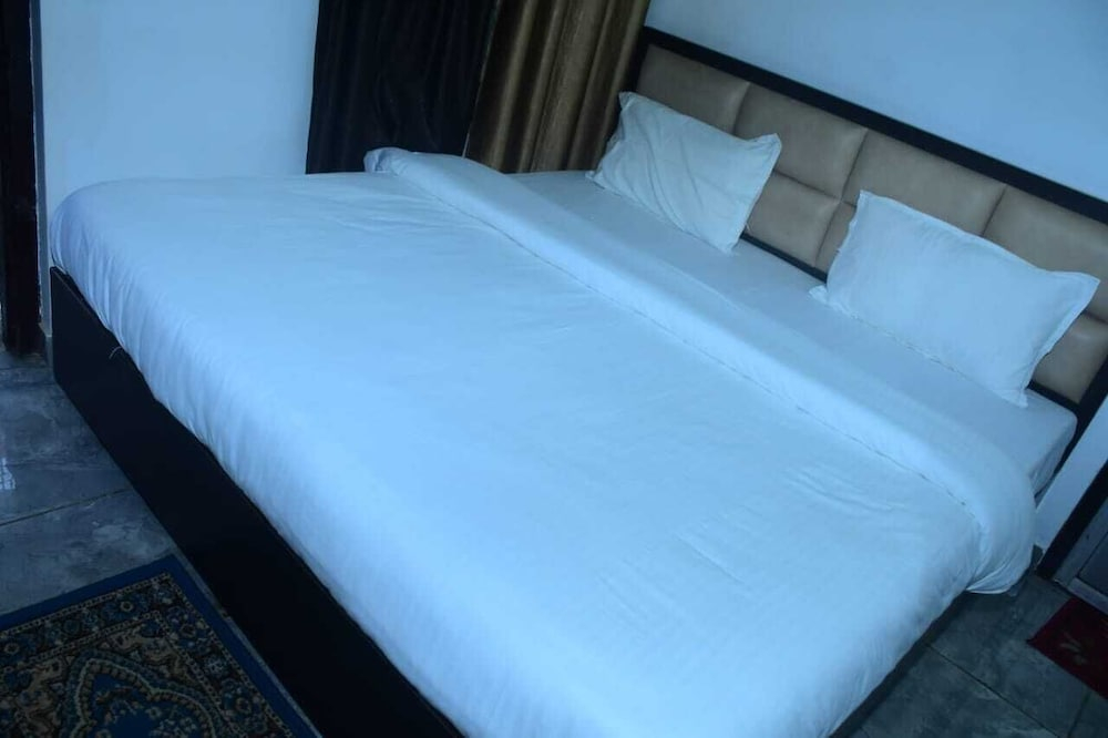 Shri Narayanam Guest House and Home Stay