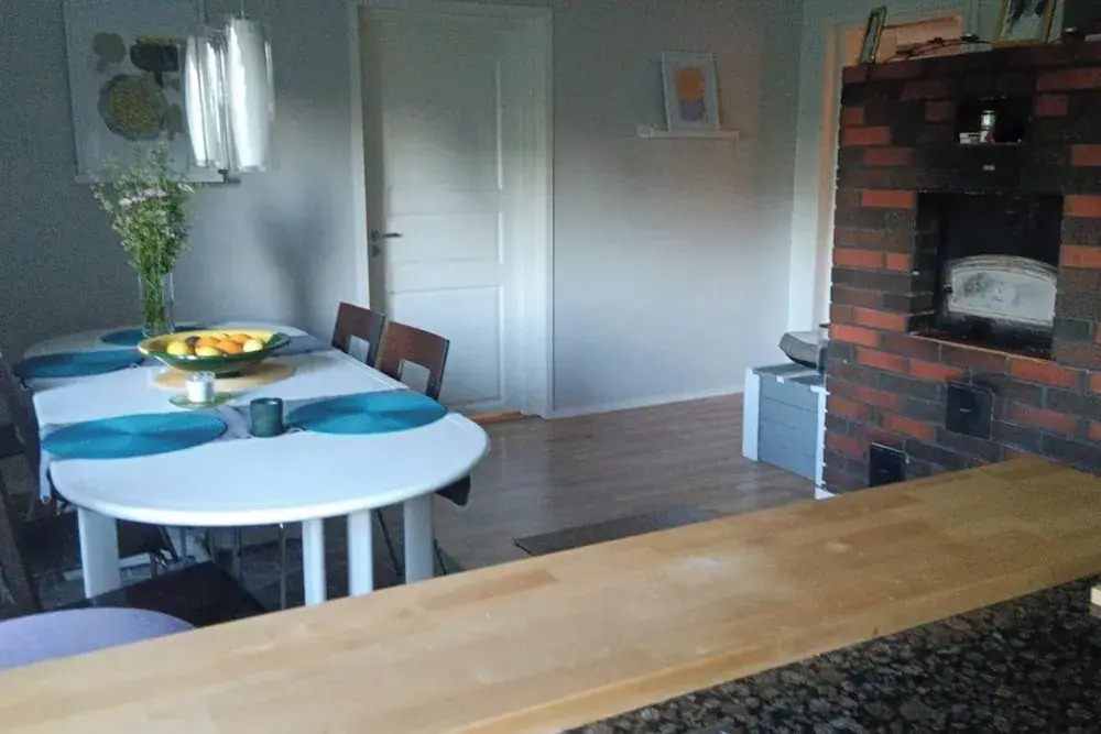 Beautiful 4 Bedroom Cottage With Wood Sauna