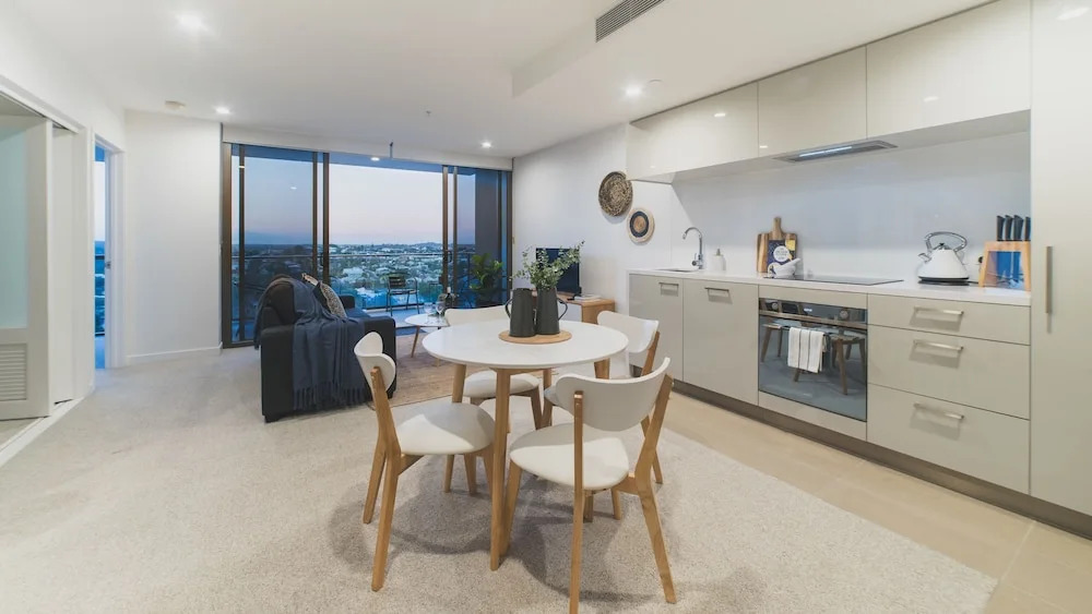 2 Bed Brisbane Resort Apartment