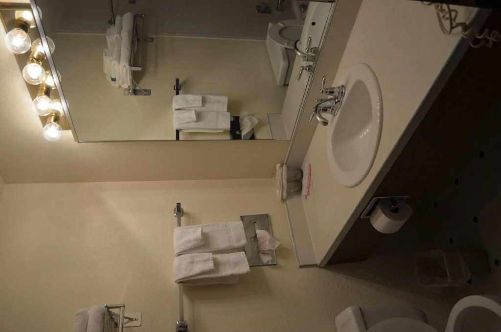 Nampa Inn & Suites