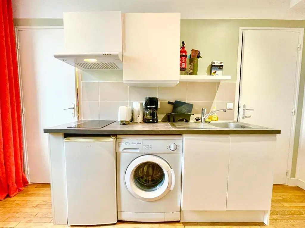 APPARTEMENTS "Pieds à Terre" à LORIENT - LUMINEUX - TOUT CONFORT