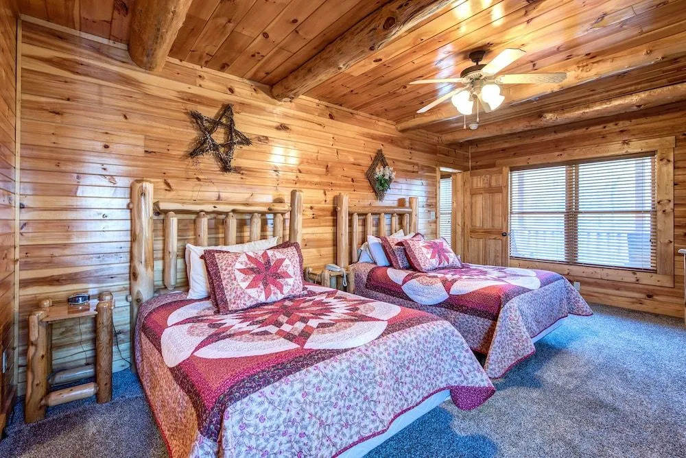 Hemlock Inn by Jackson Mountain Rentals