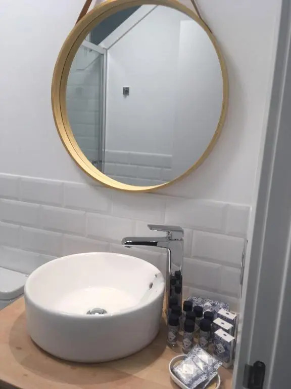 APARTAMENTOS A RODA