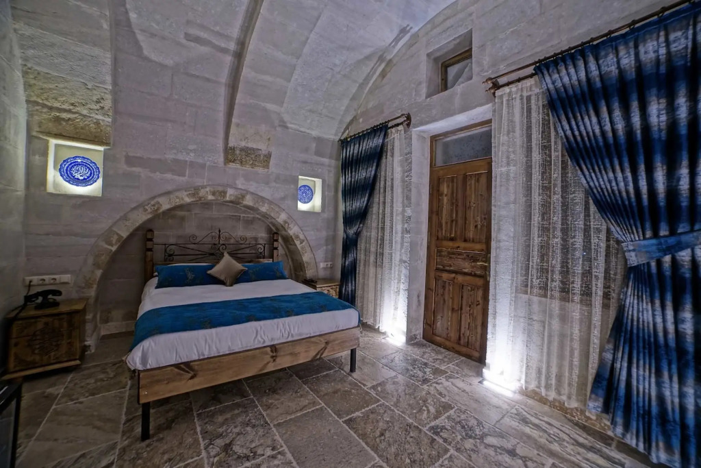 NOSTALJİ CAVE SUİT HOTEL