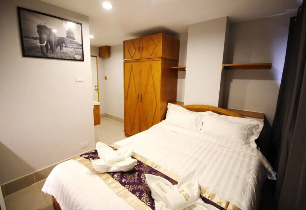 LHotel Bangkok