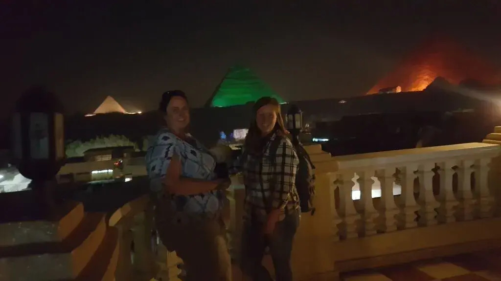 City pyramids inn