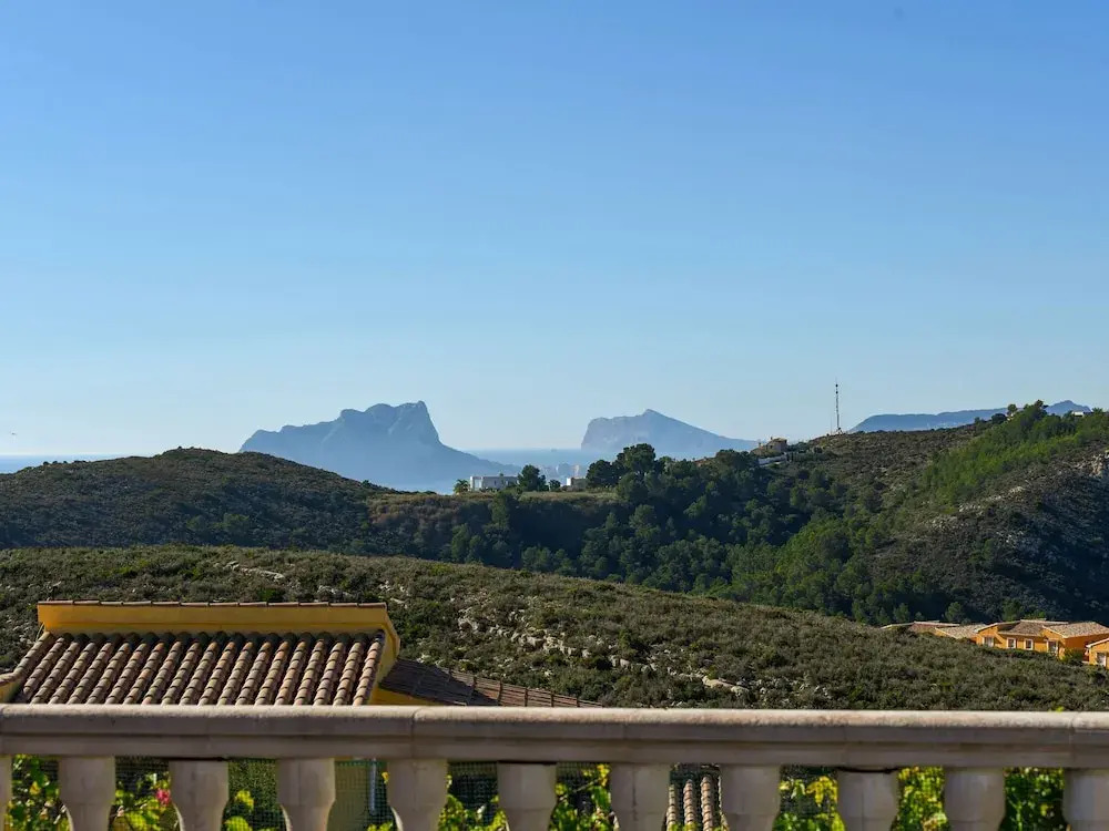 Modern Villa in Cumbre del Sol With Private Pool