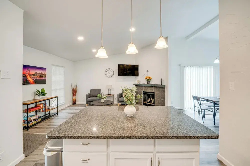 Game Room & Pool: Family Home in The Colony!