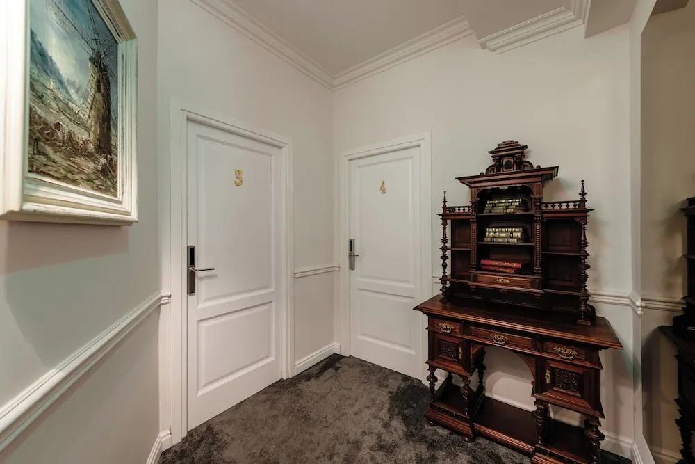 Ateneea Luxury Rooms