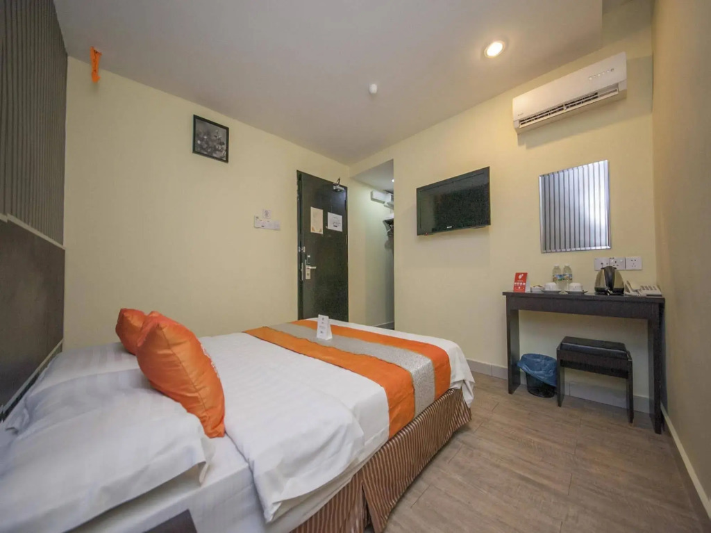 OYO Rooms Near Tanjung Aru Beach