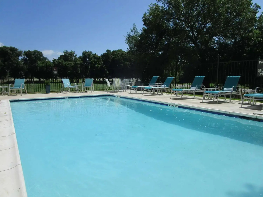 Reddy Hotel Bonham