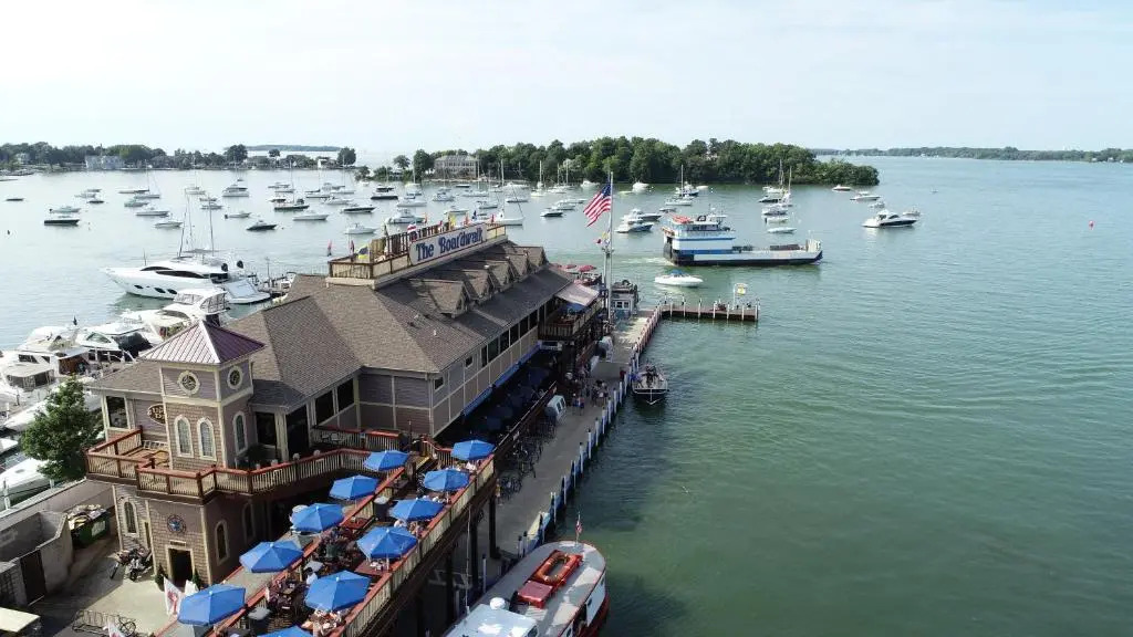 Put-in-Bay Island Club #102