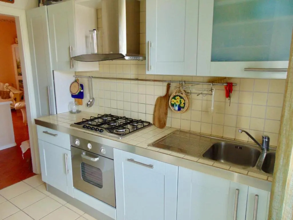 M292 - Marcelli, quadrilocale con giardino a 50mt dal mare