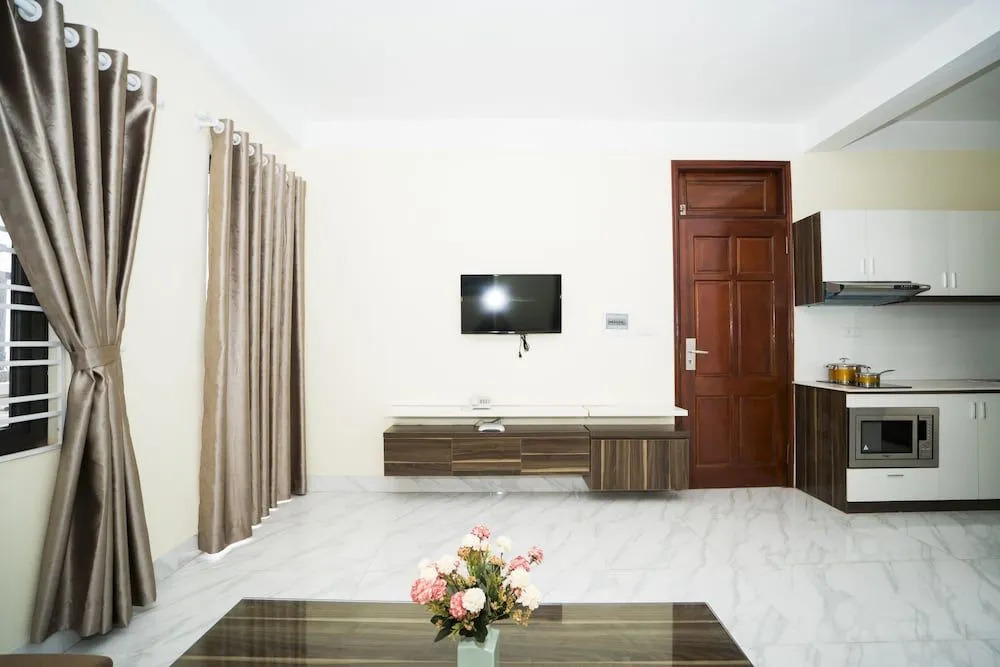 Heaven Hotel 1