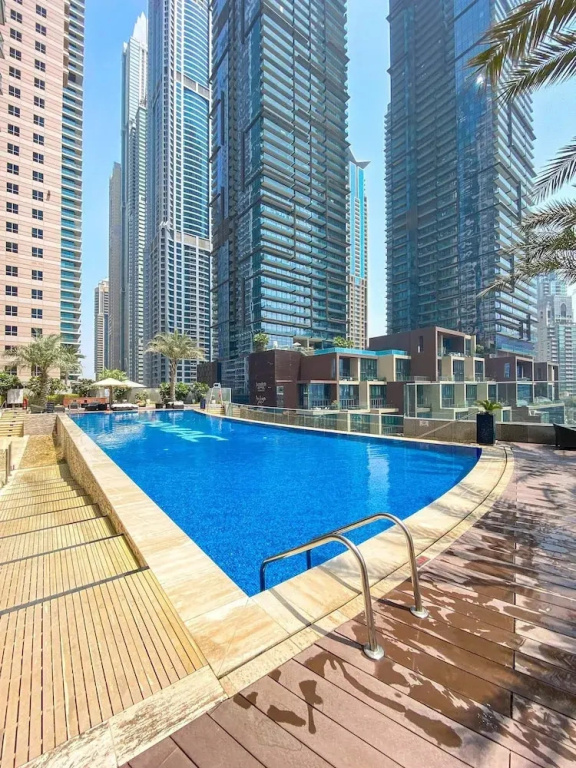 Silkhaus Beach Walking Distance Dubai Marina