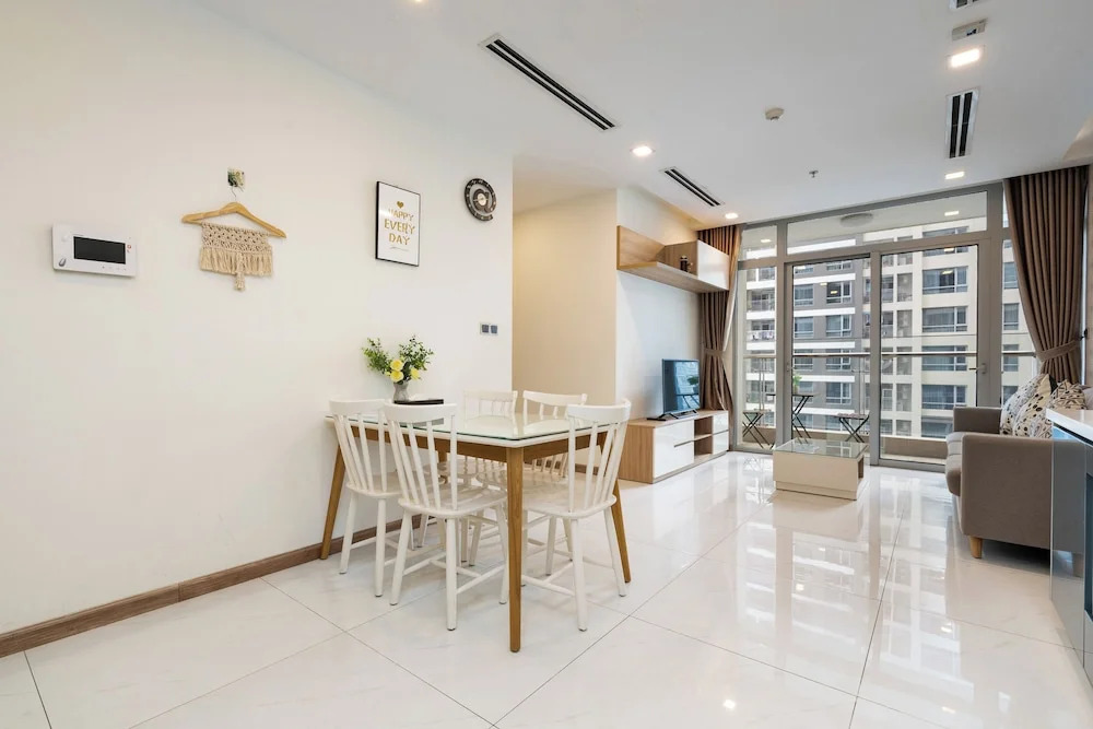 Sens House Saigon - Serviced Apartments in Vinhomes Central Park