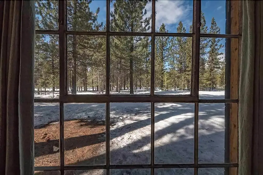 3901 Azure Avenue 2 Bedroom Cabin