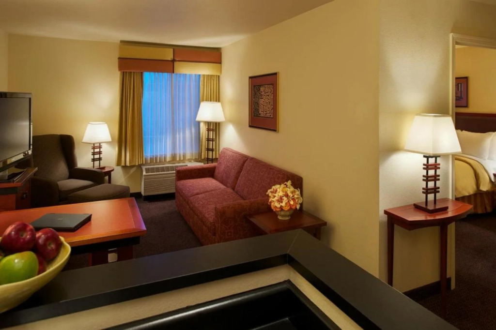 Larkspur Landing Extended Stay Suites Sacramento