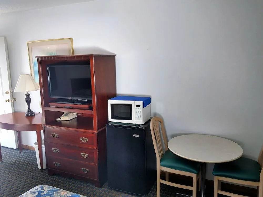 All Seasons Motel