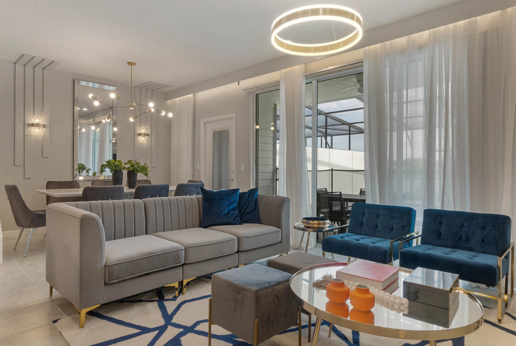 5 Beds / 4.5 Bathrooms / Solterra 7135 OL , Davenport , US