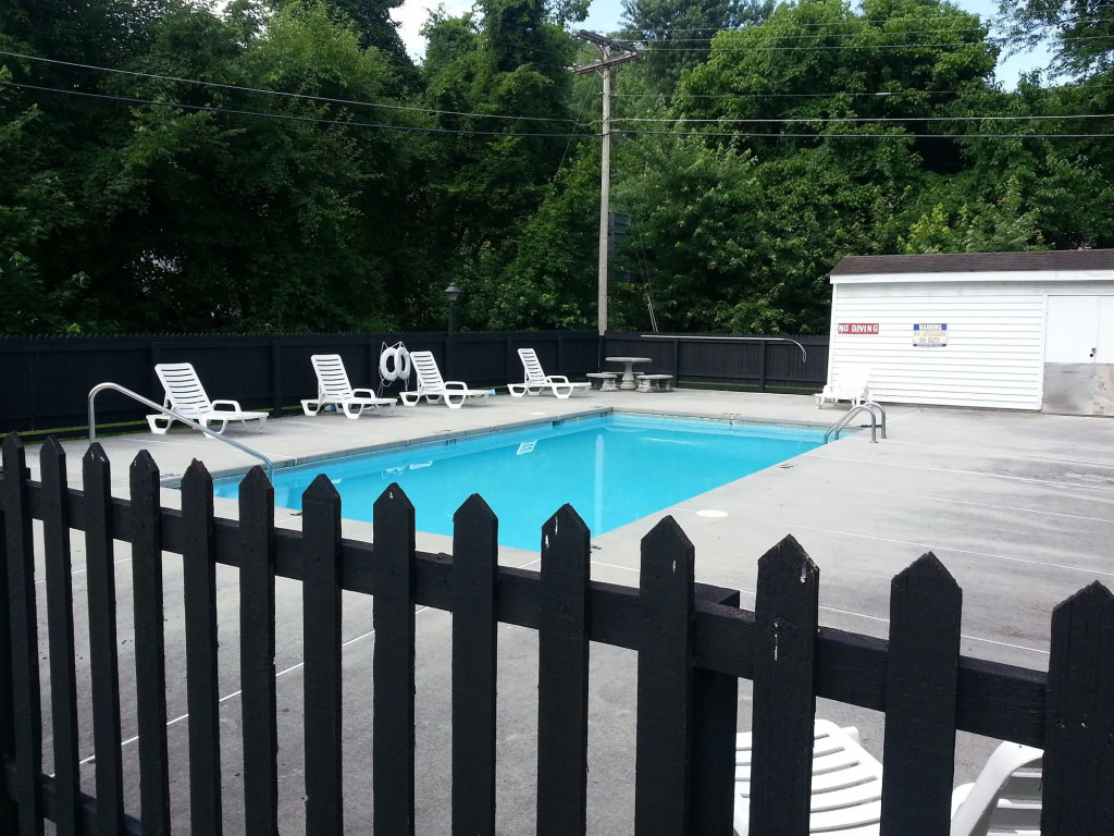 Americourt Hotel and Suites - Elizabethton